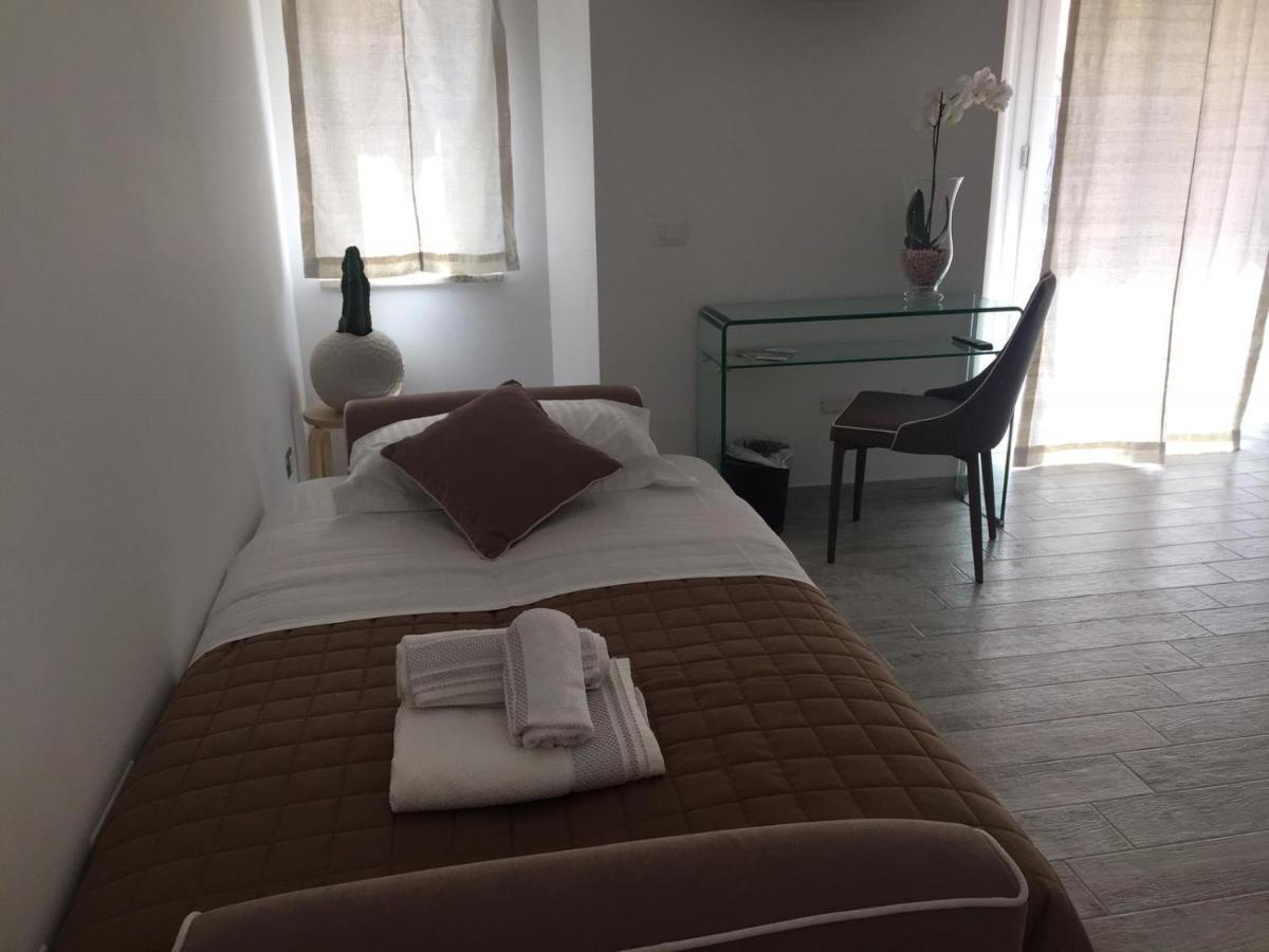Bed and Breakfast Sikulè à Santa Teresa Di Riva Extérieur photo