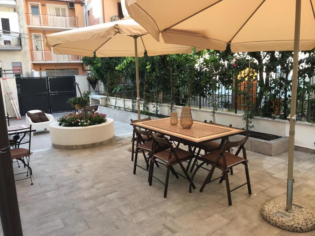 Bed and Breakfast Sikulè à Santa Teresa Di Riva Extérieur photo